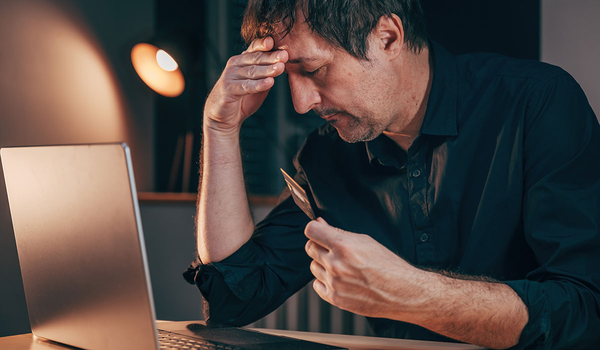 “Hi Dad, I broke my phone. Here is my new number”